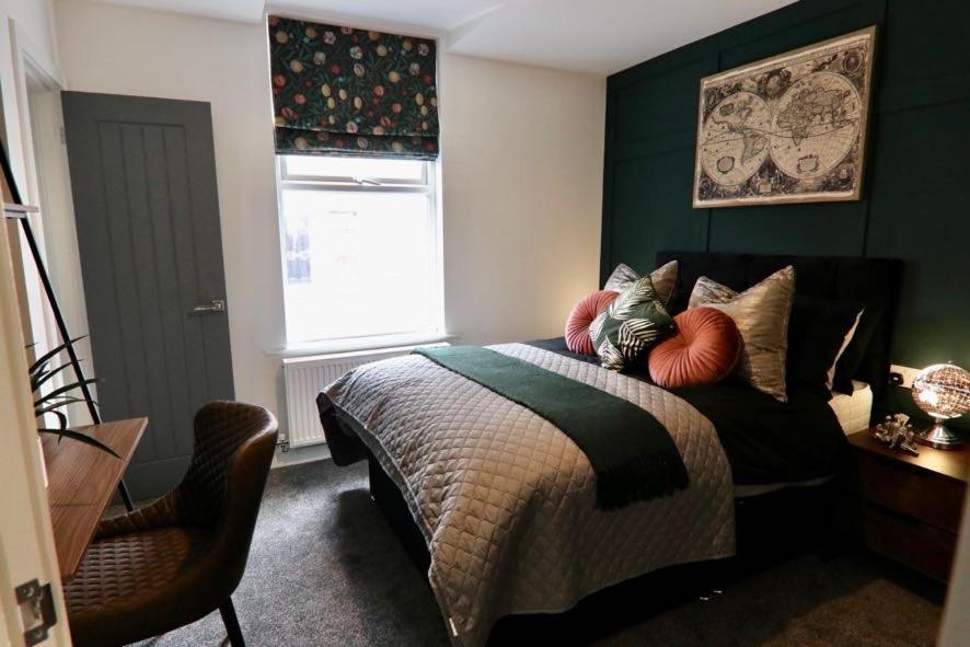Boutique 5 Bed Home On Birdwell Road - Free Parking Sheffield Kültér fotó