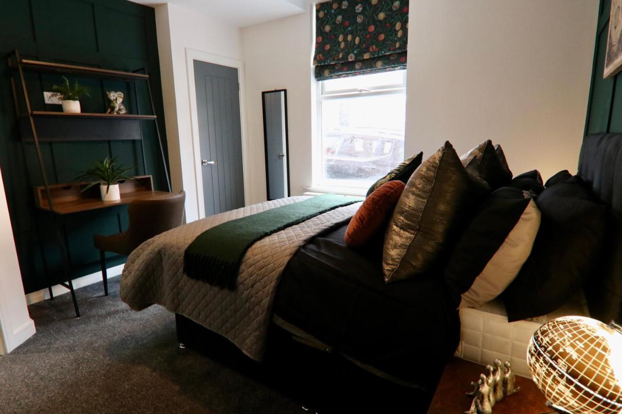 Boutique 5 Bed Home On Birdwell Road - Free Parking Sheffield Kültér fotó
