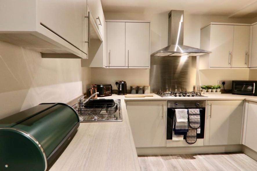 Boutique 5 Bed Home On Birdwell Road - Free Parking Sheffield Kültér fotó